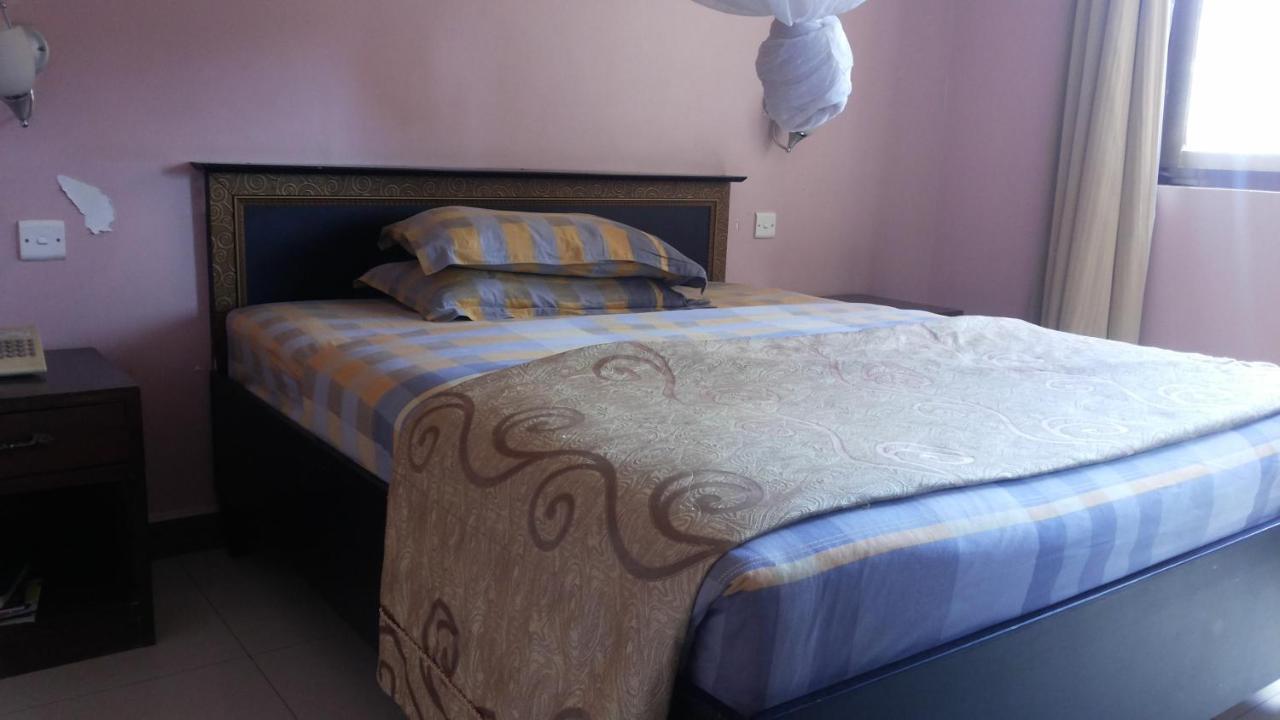 Palema Crown Hotel Gulu Dış mekan fotoğraf